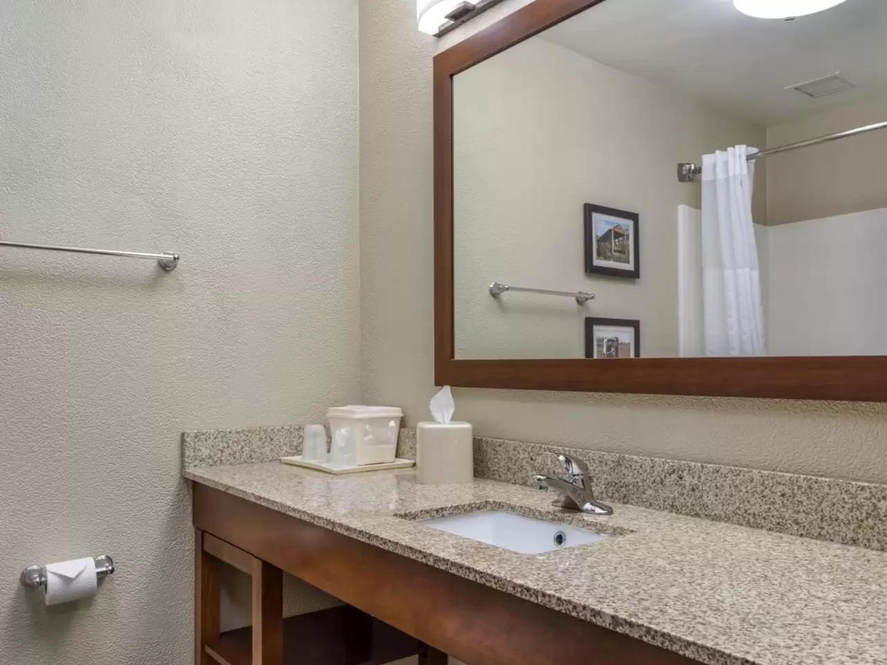 Comfort Inn Duncansville - Altoona Экстерьер фото